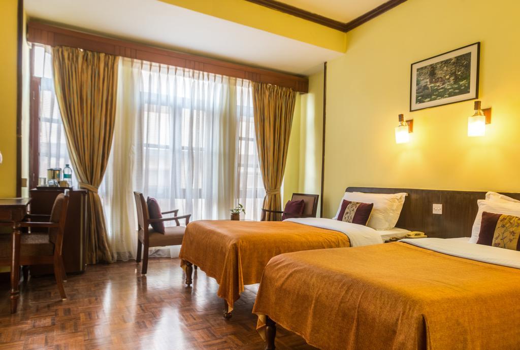 Hotel Excelsior Kathmandu Esterno foto