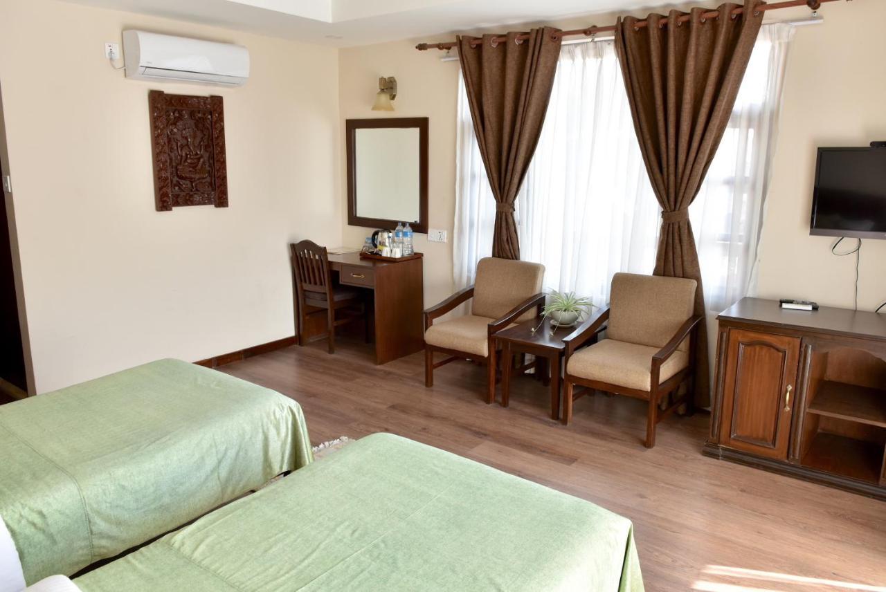 Hotel Excelsior Kathmandu Esterno foto